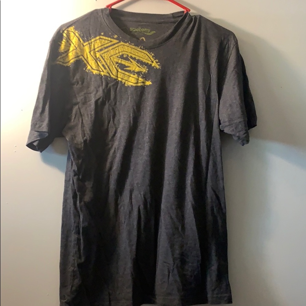Saucony Men’s Graphic Tee